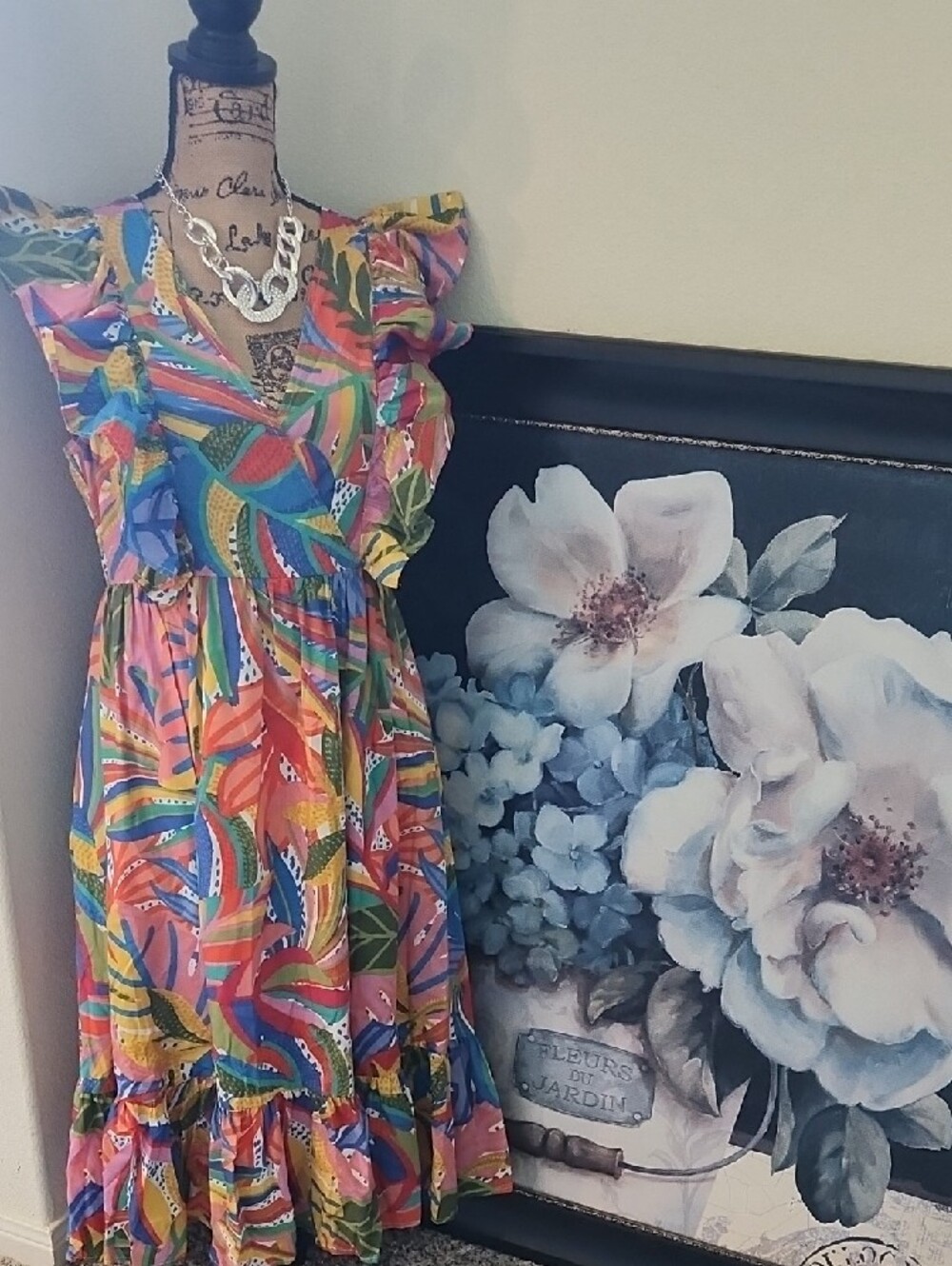 Sugarlips Multicolor Leaf Print Maxi Dress - Pink, Blue, Green, Yellow, Orange - Picture 2 of 7